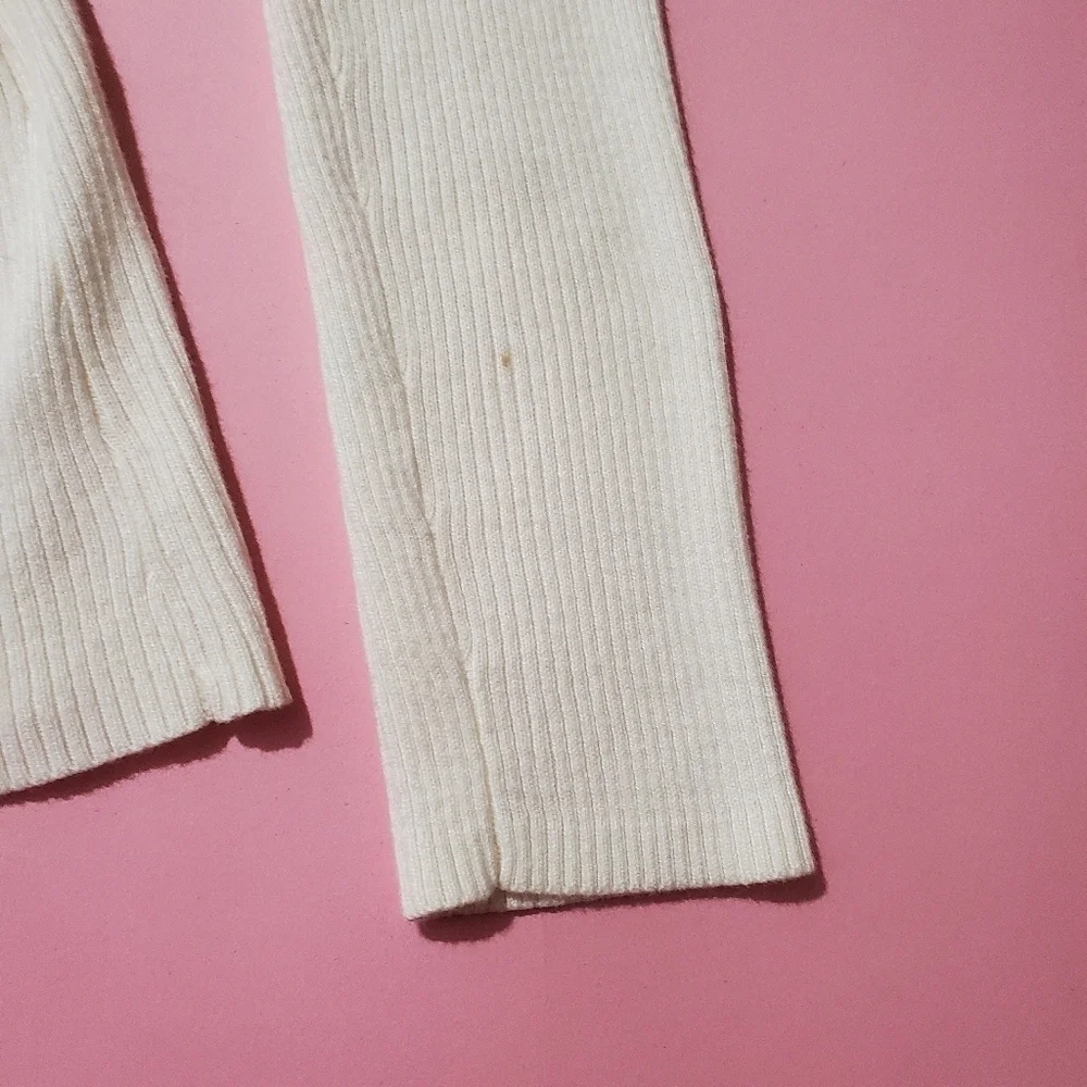 DKNY Jeans Off White Cream Ivory Knit V Neck Sweater - Picture 11 of 12